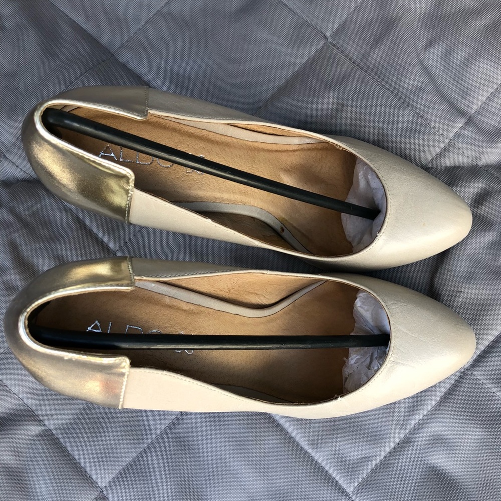 Aldo pumps, cream with gold - Picture 3 of 5